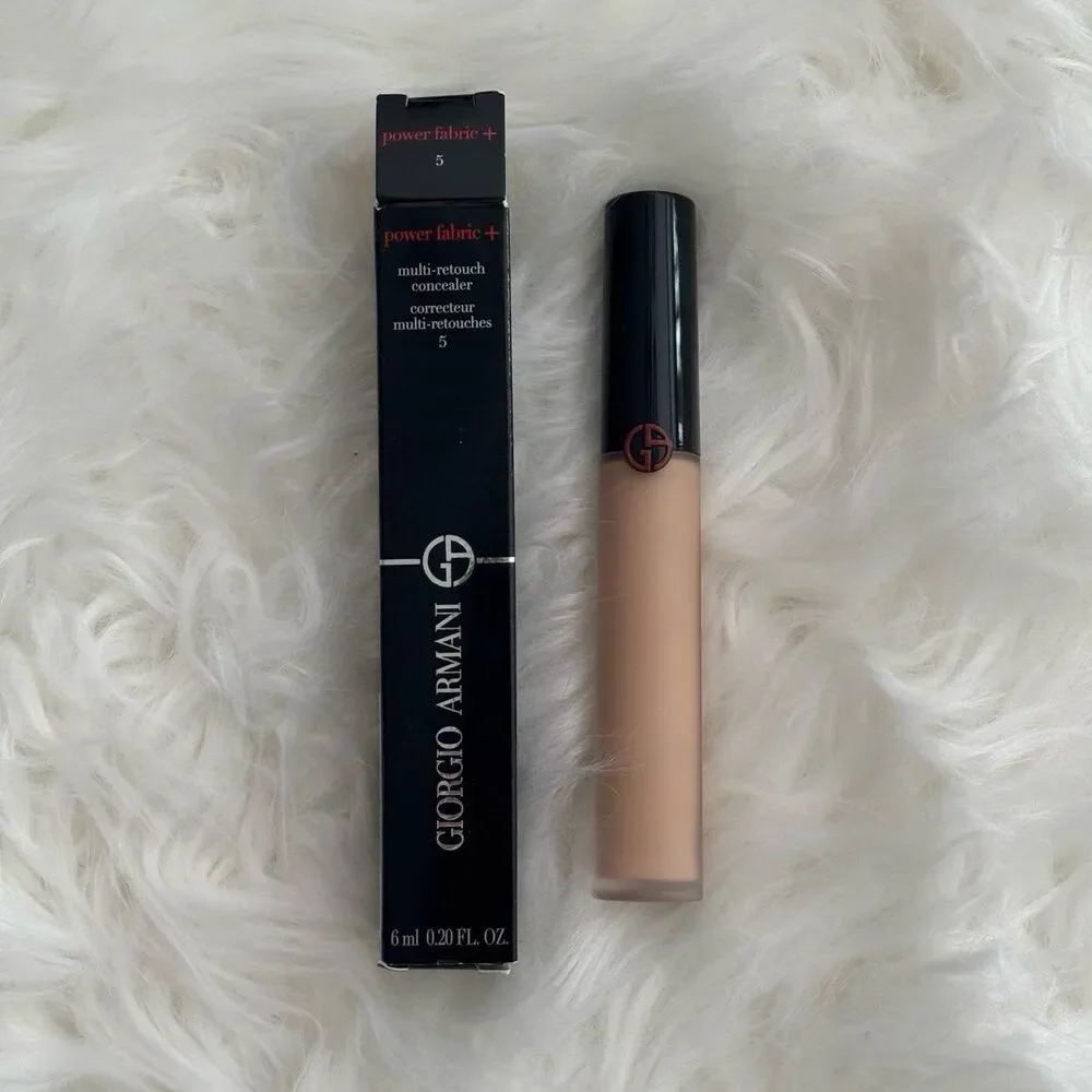 Giorgio Armani Beauty Power Fabric Concealer 5